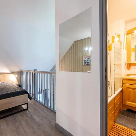 Apartment C21